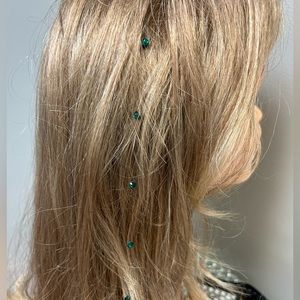 Hair Crystal Emerald Green with clip